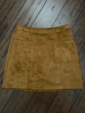 Old Navy Camel Suede-Look Pocket Mini Skirt